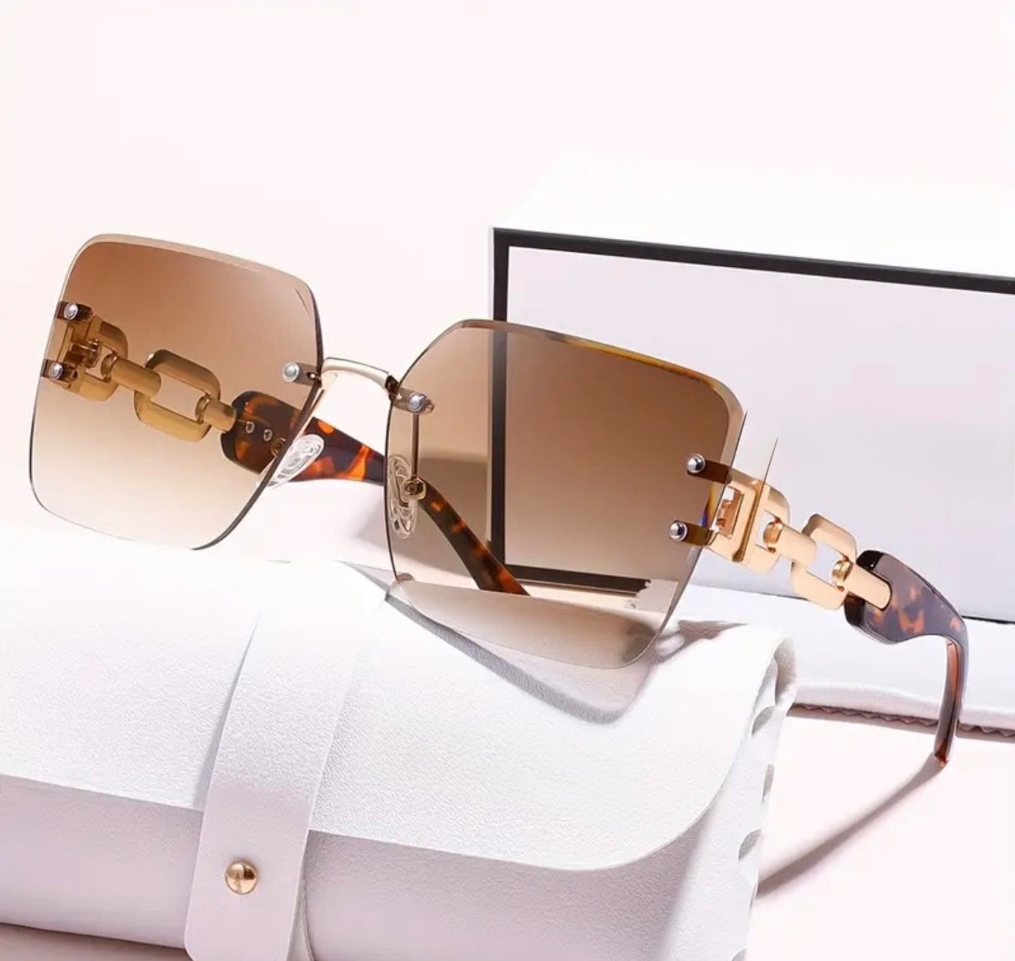 Women 2025 Sunglasses Ladies Fashion Square Frameless Retro UV400 Lightweight