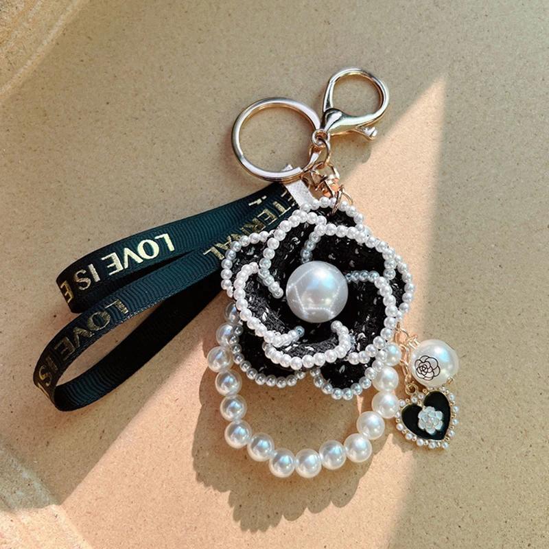 Luxury Pearl Chain Camellia Weave Handmade Keychain Car Key Ring Bag Pendant Accessories Keyfob Women Girl Keyring Gift Jewelry No brand
